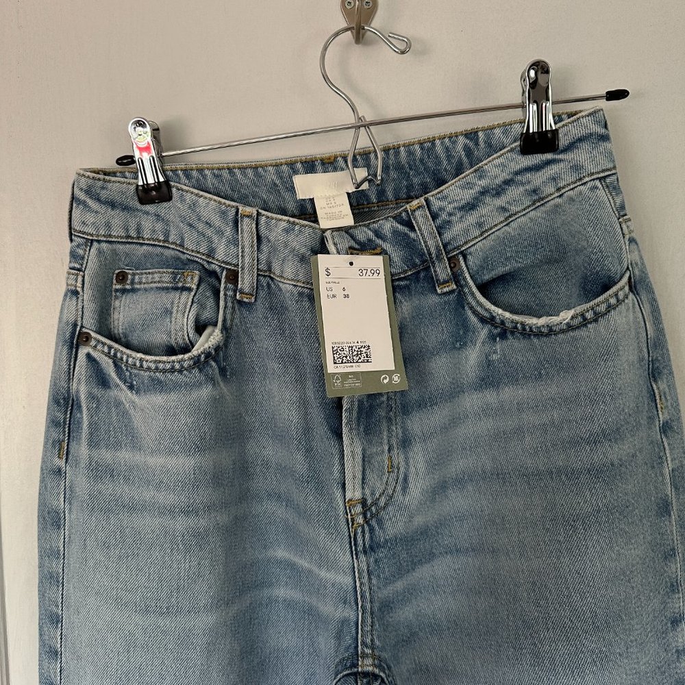 NWT Loose Straight Jeans